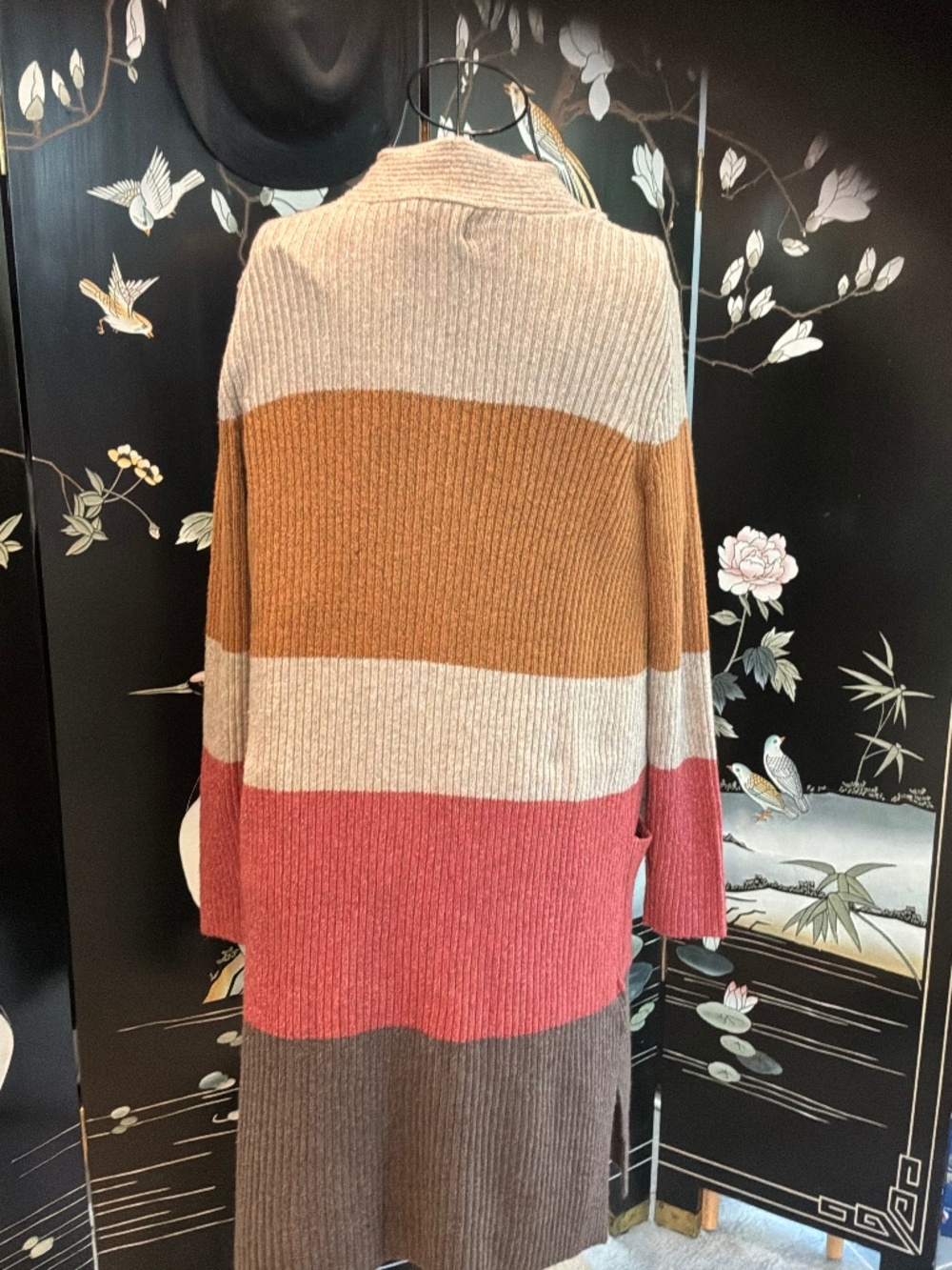 Loft size large color blocked sweater  NWT - Picture 3 of 7